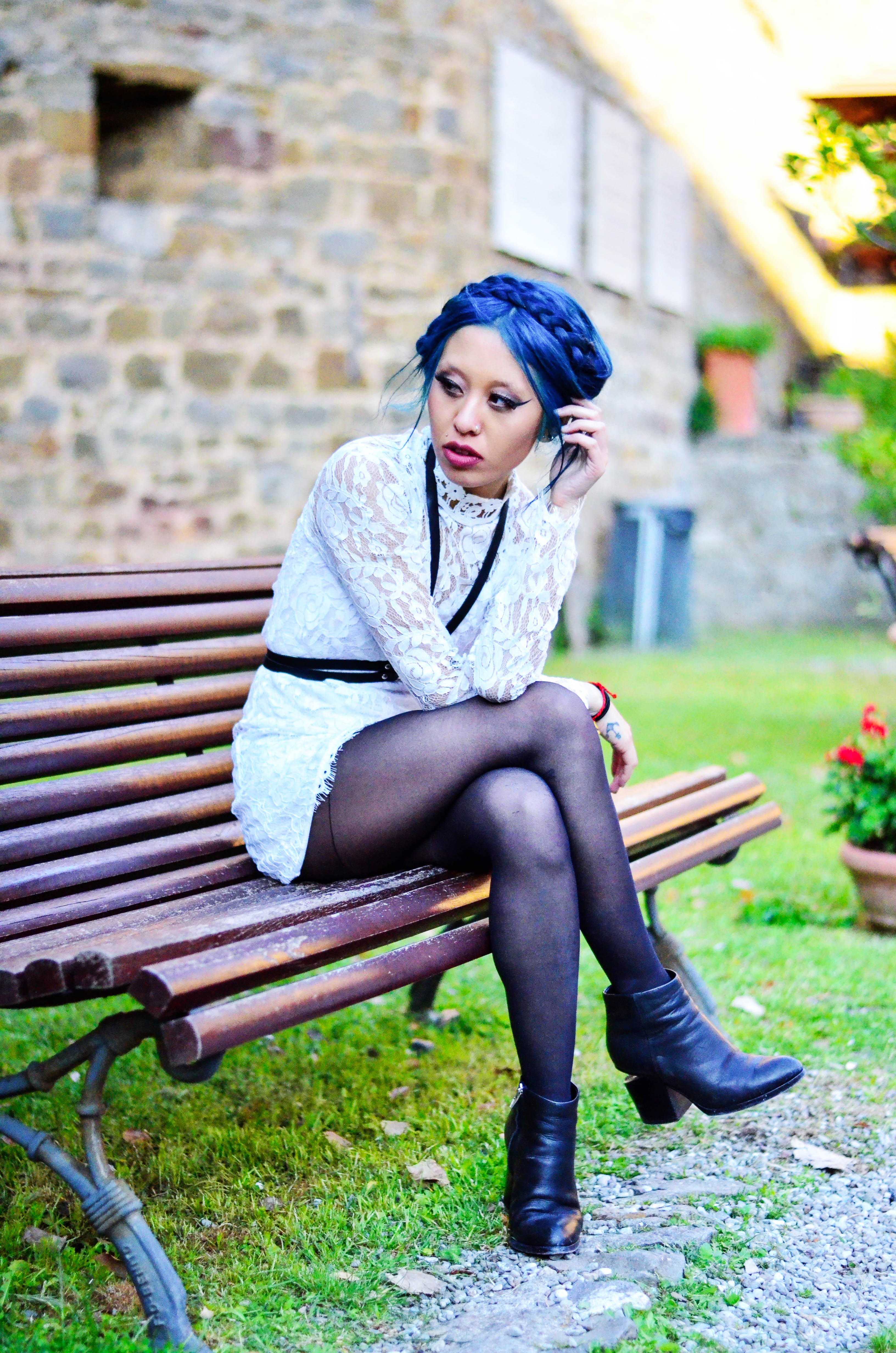 blog-post-9-italy-white-lace-dress-23