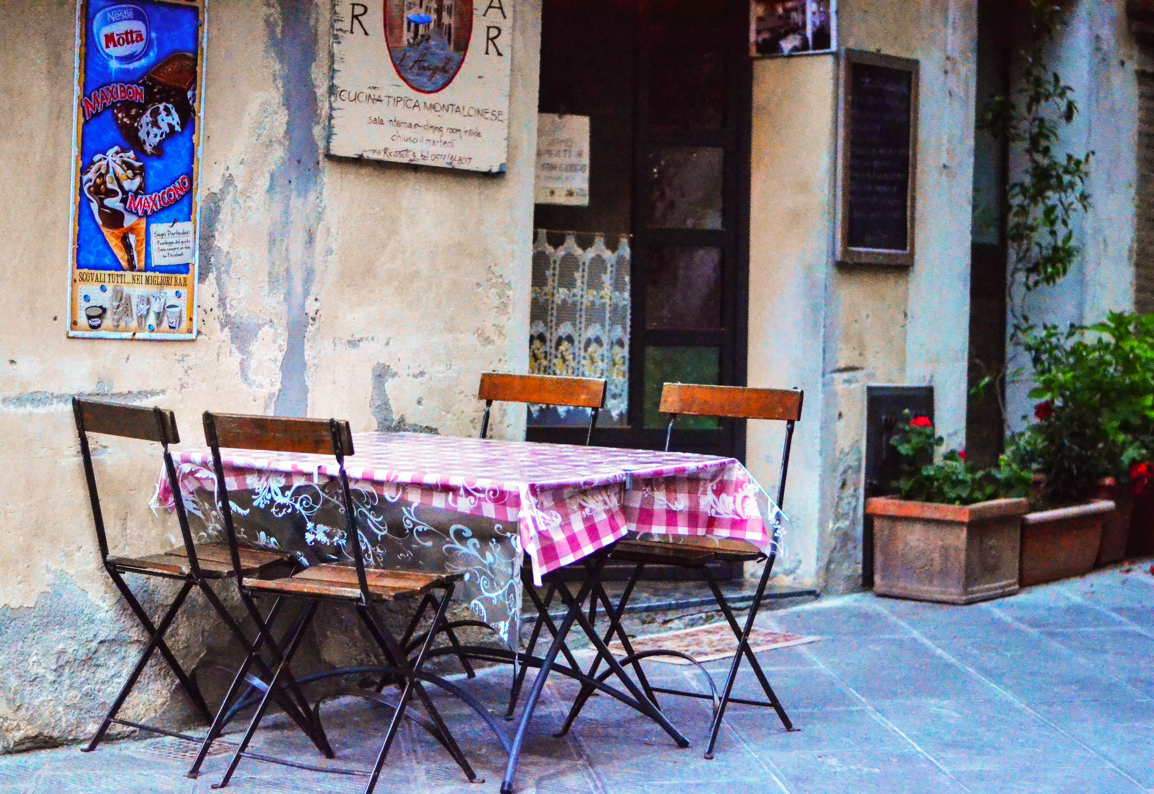 blog-post-9-italy-white-lace-dress-24