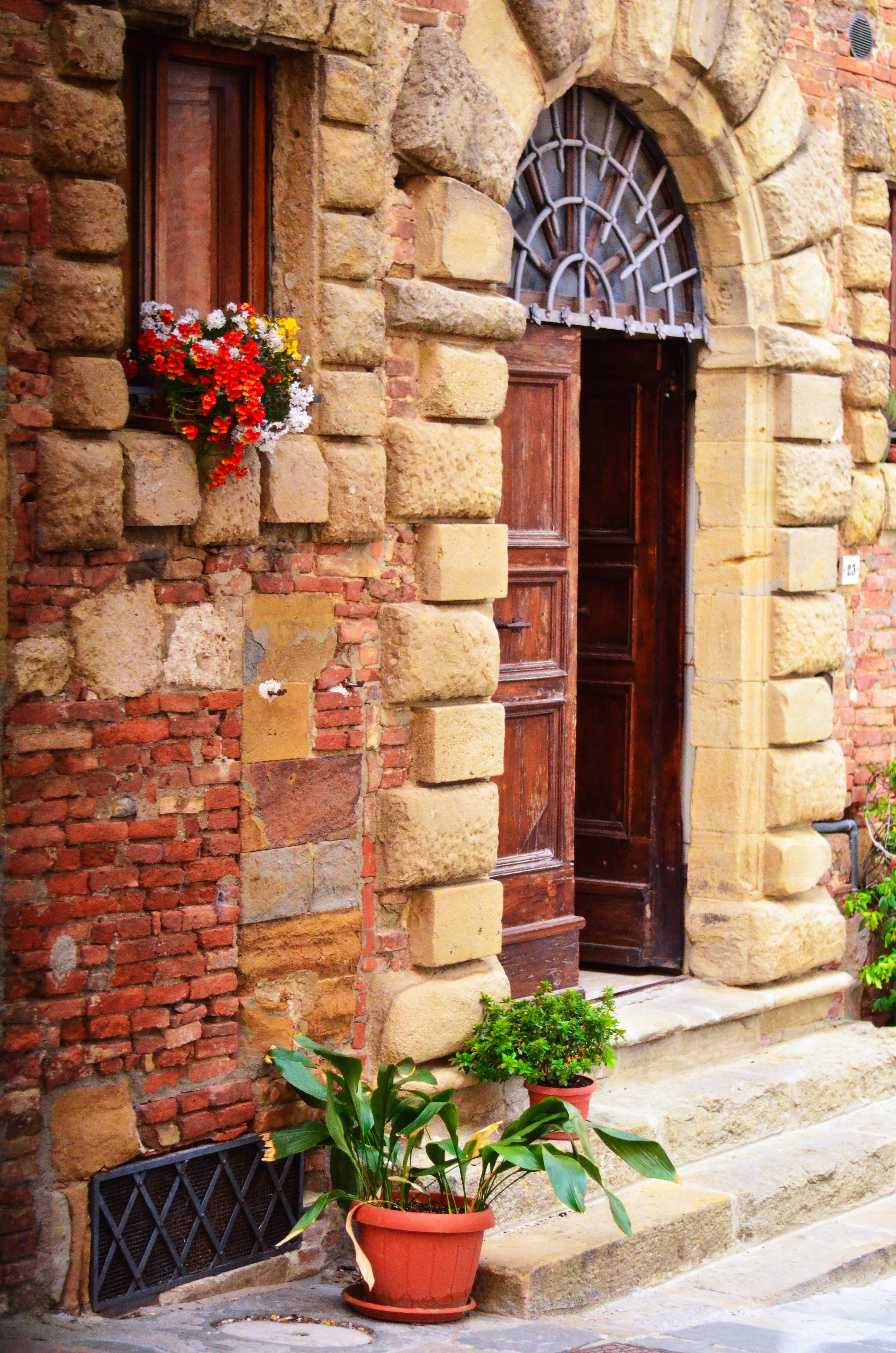 blog-post-9-italy-white-lace-dress-7